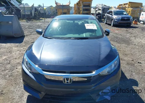 2017 Honda Civic Lx z USA, uszkodzony, nr VIN 19XFC2F53HE032170